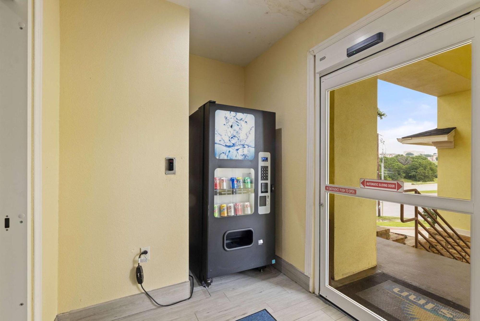 Days & By Wyndham Dfw Airport South-euless
