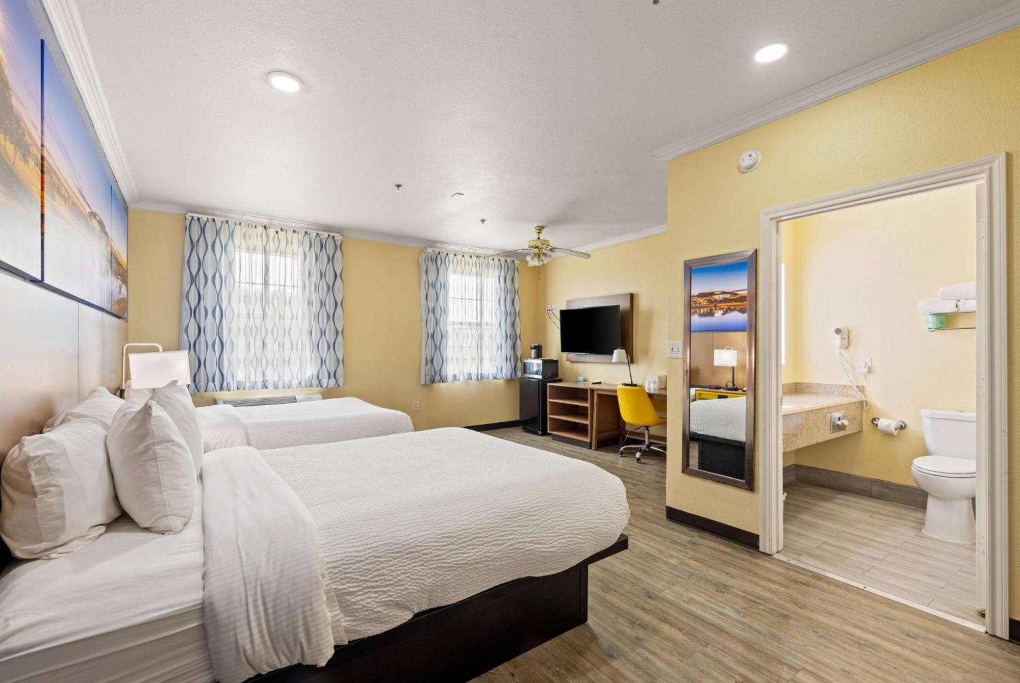 Hotel Days & By Wyndham Dfw Airport South-euless Euless