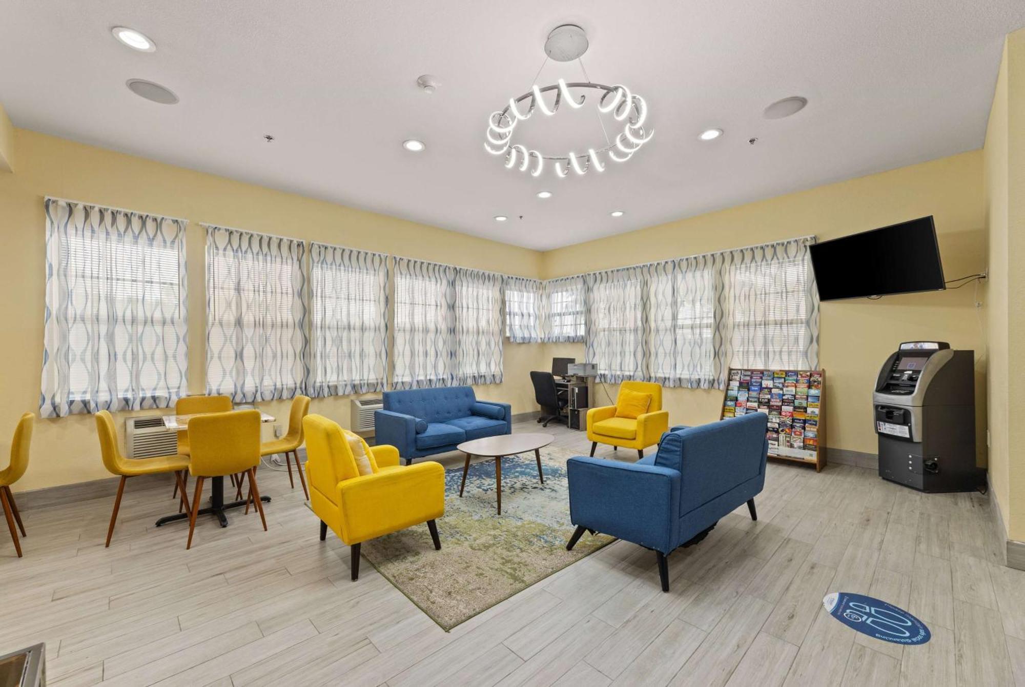 Days & By Wyndham Dfw Airport South-euless Euless