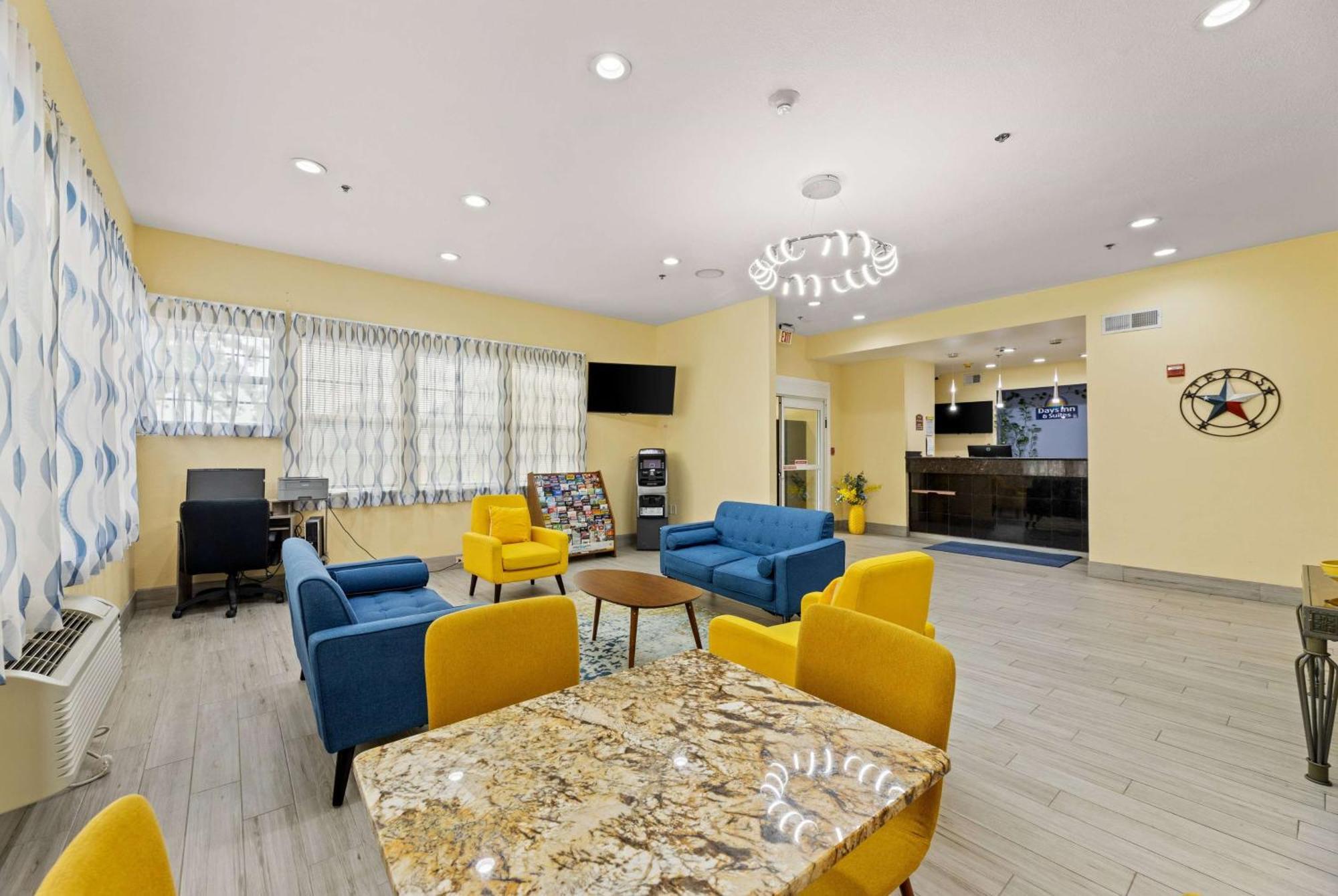Days & By Wyndham Dfw Airport South-euless 2* Euless
