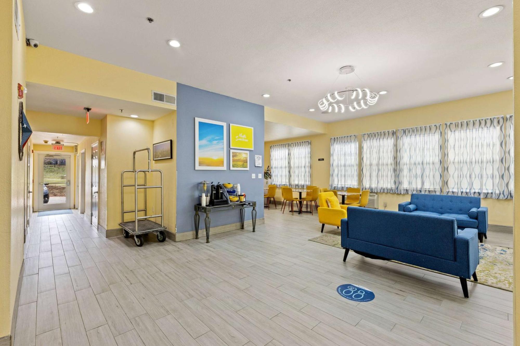 Days & By Wyndham Dfw Airport South-euless Hotel